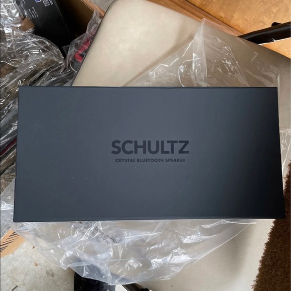 Schultz Crytsal Bluetooth Speaker - Picture 2 of 2